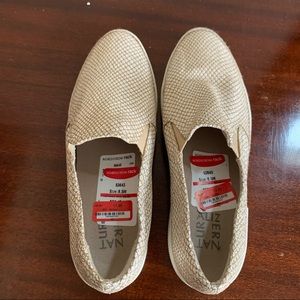 Naturalizer Slip-On Sneakers